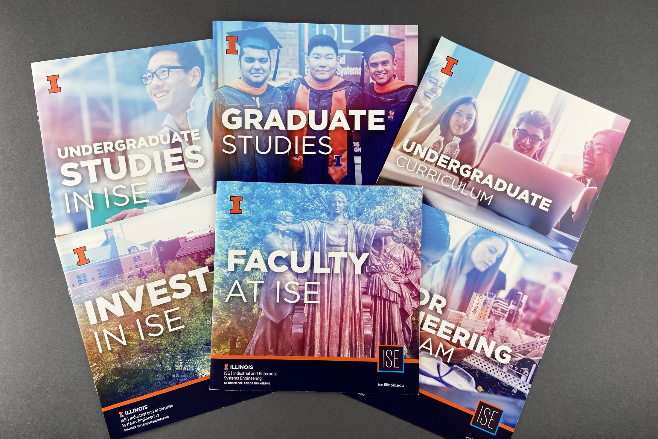 A set of brochures for graduate students at illinois.